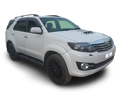 Toyota Fortuner-img